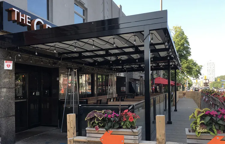 Shade structure and canopy installation